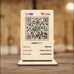 Bảng Gỗ Quét Mã QR Để Bàn Thiết Kế Theo Yêu Cầu