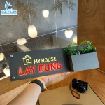 Biển Số Nhà Đèn Led Có Hộp Trồng Cây