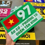 Biển Số Nhà Mica Gắn Cờ Dập Nổi