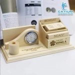 Hộp Bút Kèm Lịch Xí Ngầu