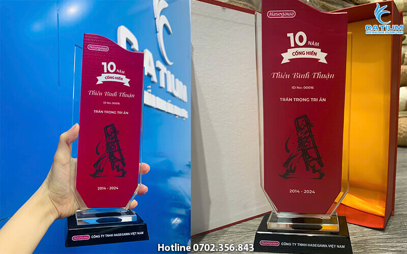 Biểu trưng chữ nhật lượn sóng