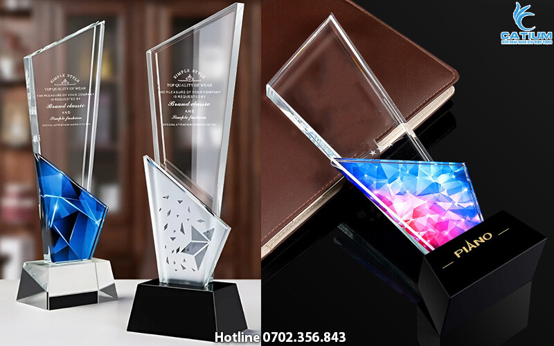 Biểu trưng pha lê vinh danh cao cấp