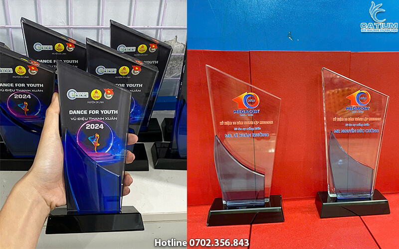 Kỷ niệm chương pha lê tứ giác