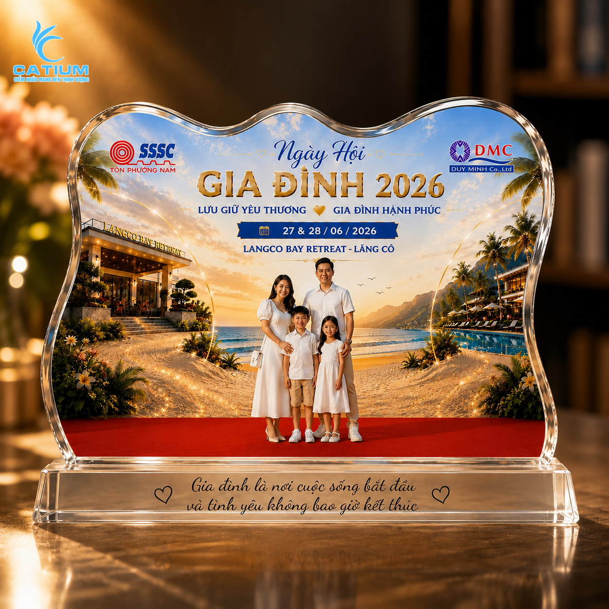 Kỷ niệm chương pha lê in ảnh theo yêu cầu