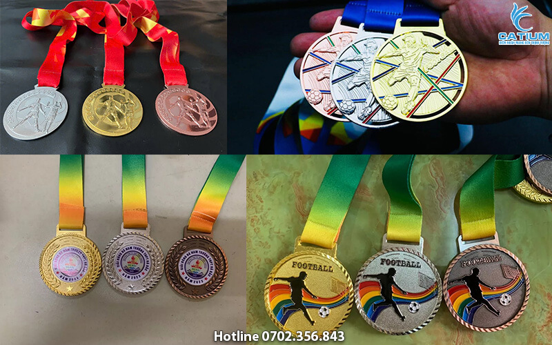 Huy chương bóng đá phủi