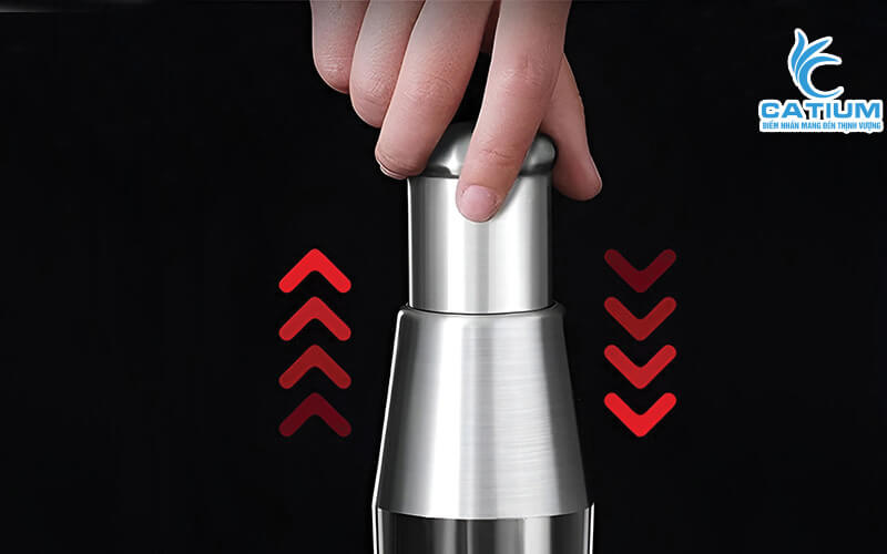 Tay cầm dụng cụ xay tỏi ớt tiện lợi