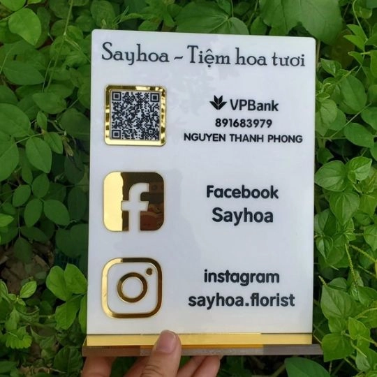 Bảng  Mica Cung Cấp Thông Tin STK và Mã QR