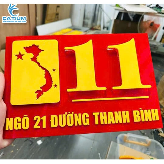 Biển Số Mica Gắn Cờ Việt Nam