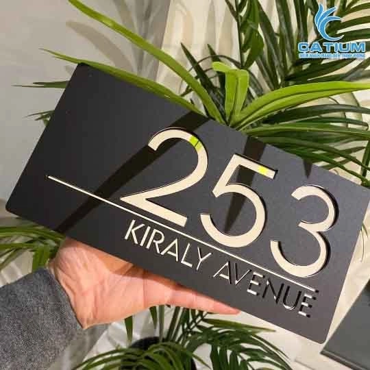 Bảng Tên Nhà Mica Cao Cấp