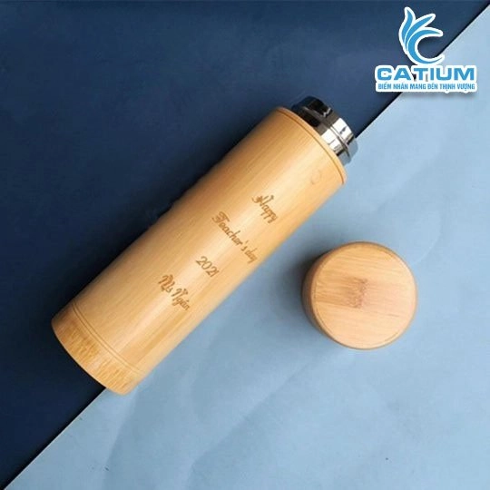 Bình Giữ Nhiệt Chất Liệu Gỗ Tre Khắc Tên Theo Yêu Cầu