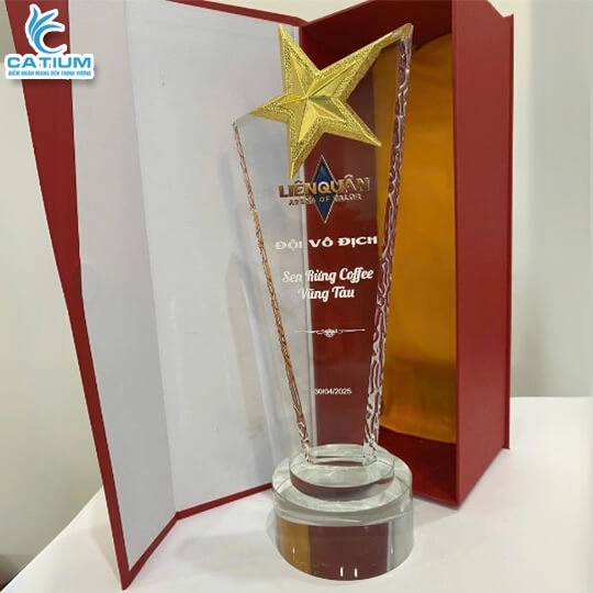 Kỷ Niệm Chương Ngôi Sao Vinh Danh Nhân Viên