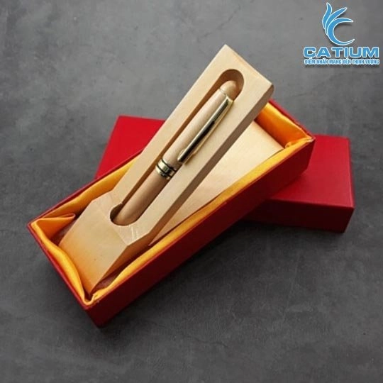 Bút Ký Gỗ Nắp Xoay Khắc Tên Cao Cấp