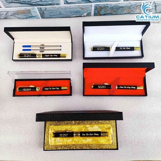 Bút Ký Kim Loại Khắc Tên