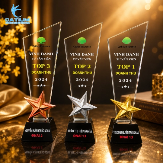 Cúp Pha Lê Ngôi Sao Cao Cấp