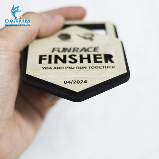 Huân Chương Thiết Kế Theo Yêu Cầu Cho Hội Nghị, Giải Đấu Cá Nhân Tổ Chức