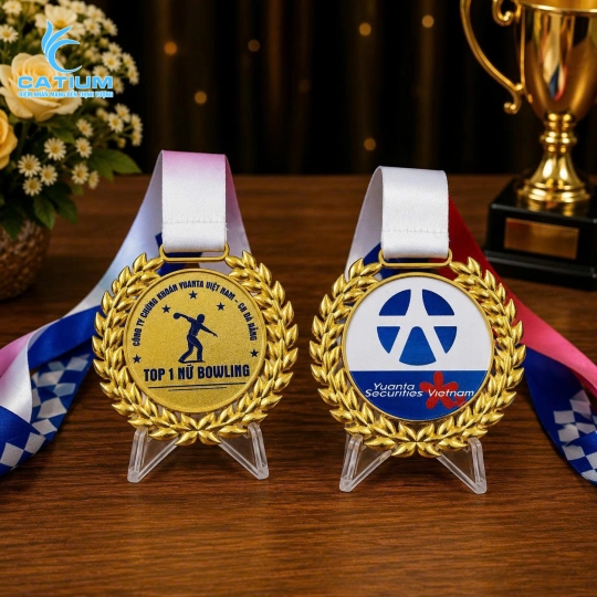 Huy Chương Cành Cọ