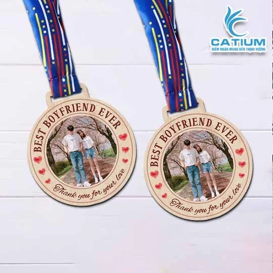 Huy Chương Gỗ Tình Yêu