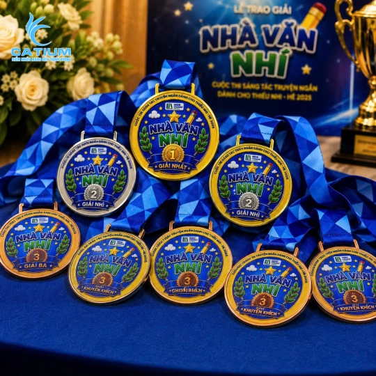 Huy Chương Khen Thưởng Học Sinh