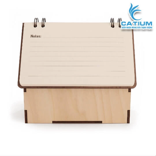 Lịch Gỗ Đặt Bàn Hình Ngôi Nhà