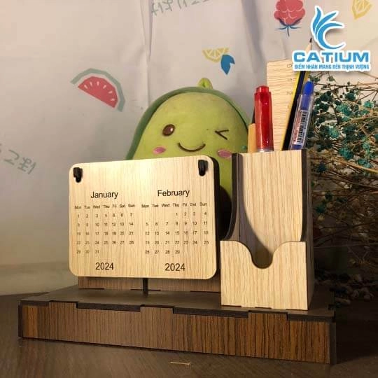 Lịch Gỗ Để Bàn 3 Trong 1