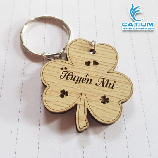 Móc Khóa Gỗ Khắc Tên