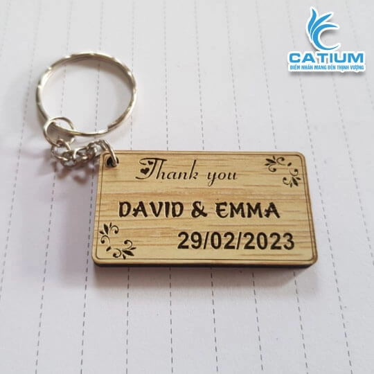 Móc Khóa Gỗ Khắc Tên