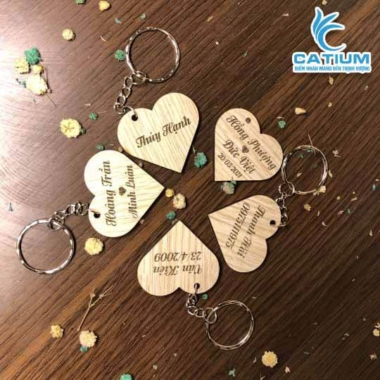Móc Khóa Gỗ Khắc Tên