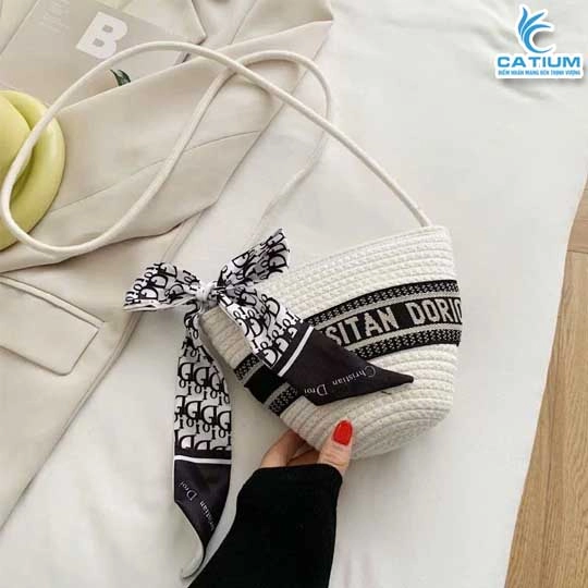 Túi Cói Chrisitan Mini