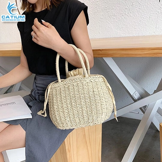 Giỏ Cói Hình Chóp Tròn